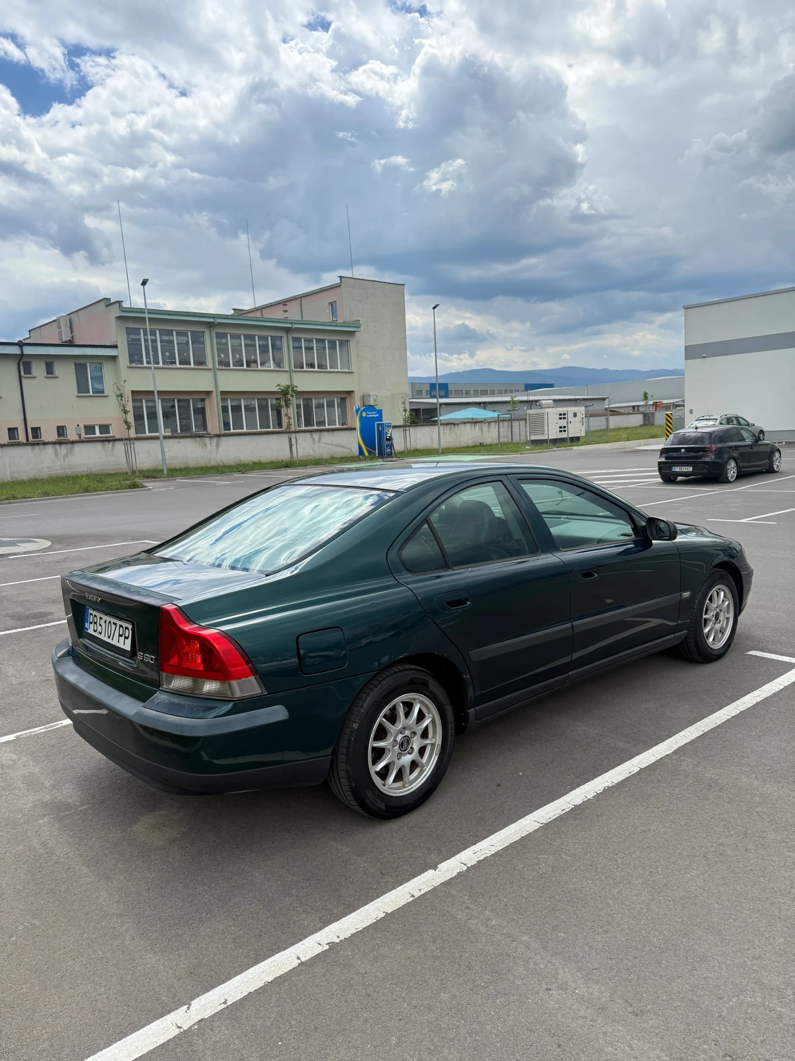 Volvo S60 2.4i 140hp, снимка 3 - Автомобили и джипове - 54741527