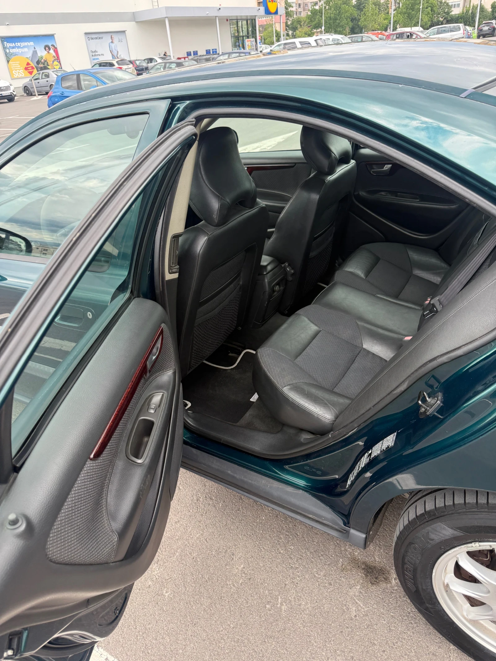 Volvo S60 2.4i 140hp, снимка 9 - Автомобили и джипове - 54741527