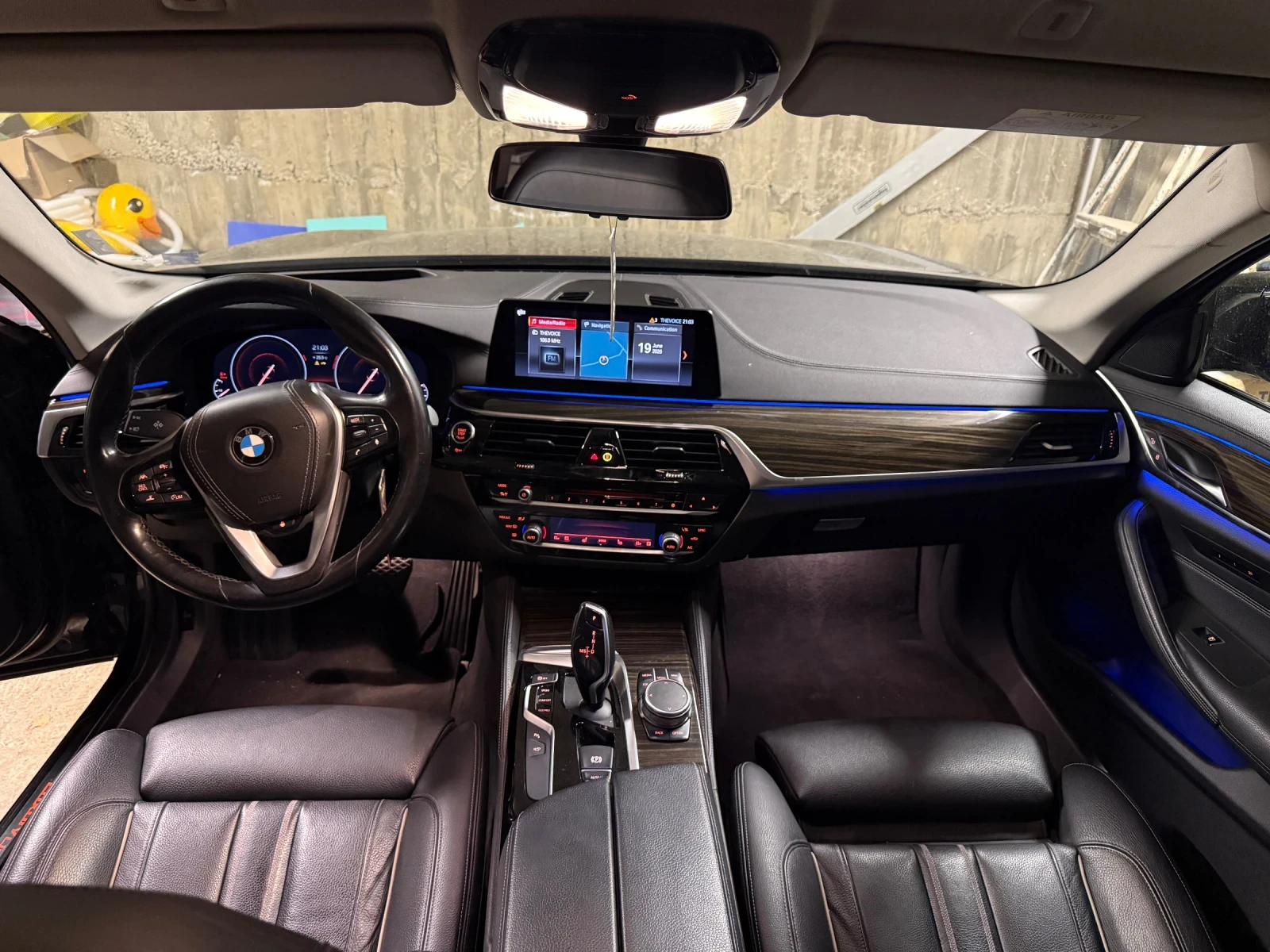 BMW 530 3.0 Luxury Line xDrive обслужен 360* камера, снимка 6 - Автомобили и джипове - 54974337