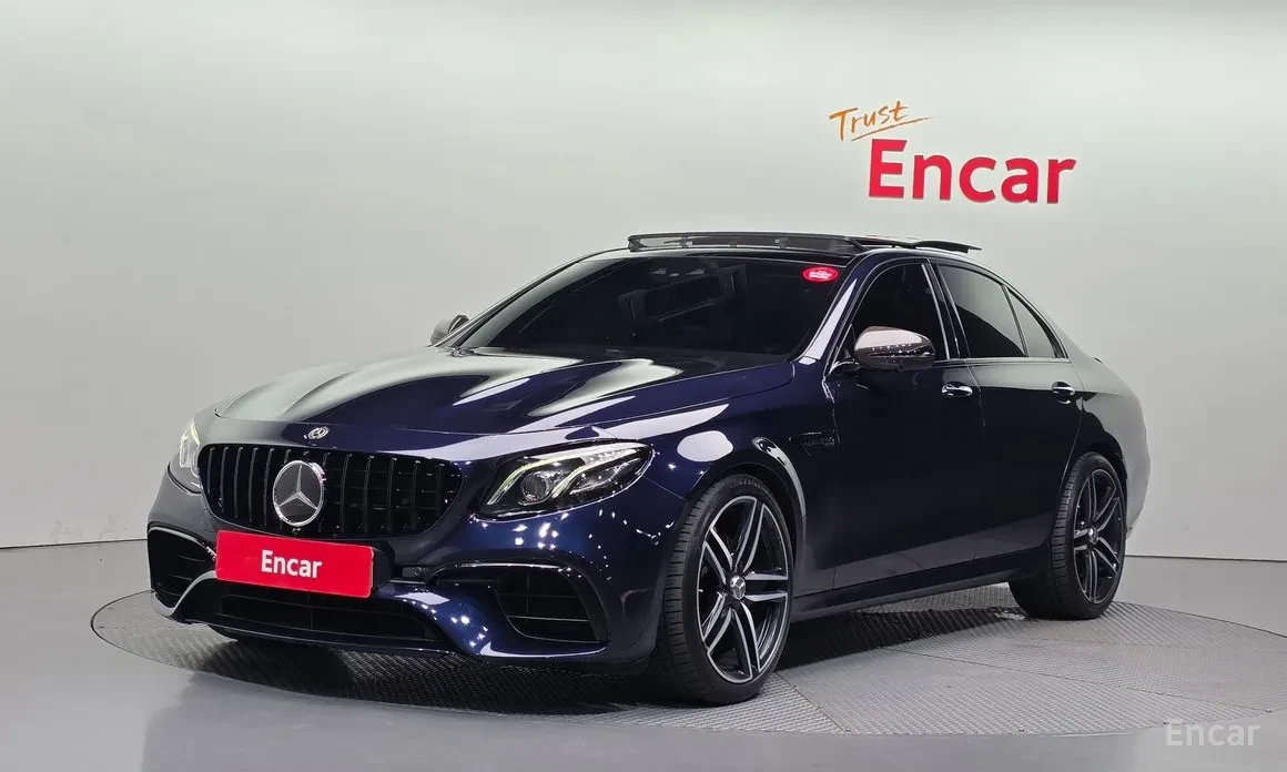 Mercedes-Benz E 63 AMG 4MATIC+ | DISTRO| BURMESTER| ОБДУХ| HUD| 360| ПАНО