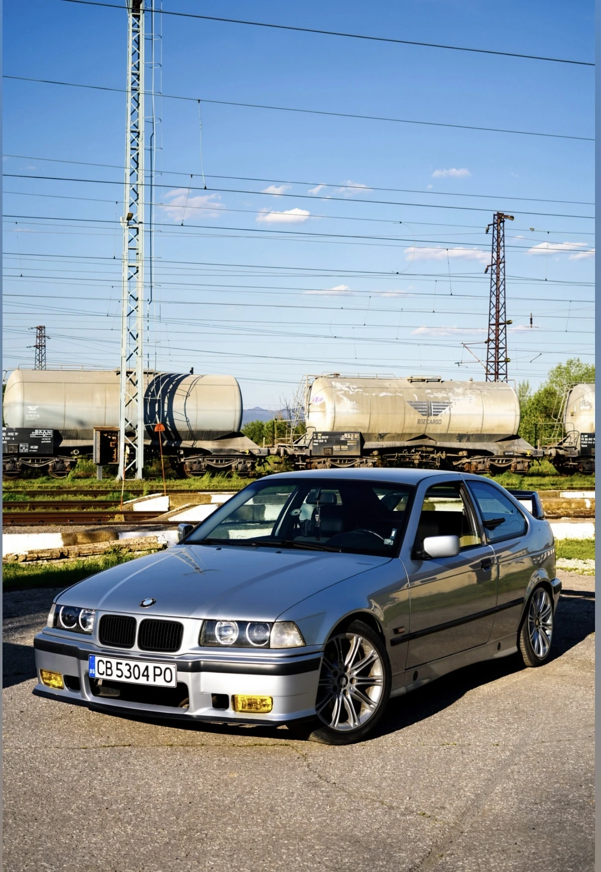 BMW 325