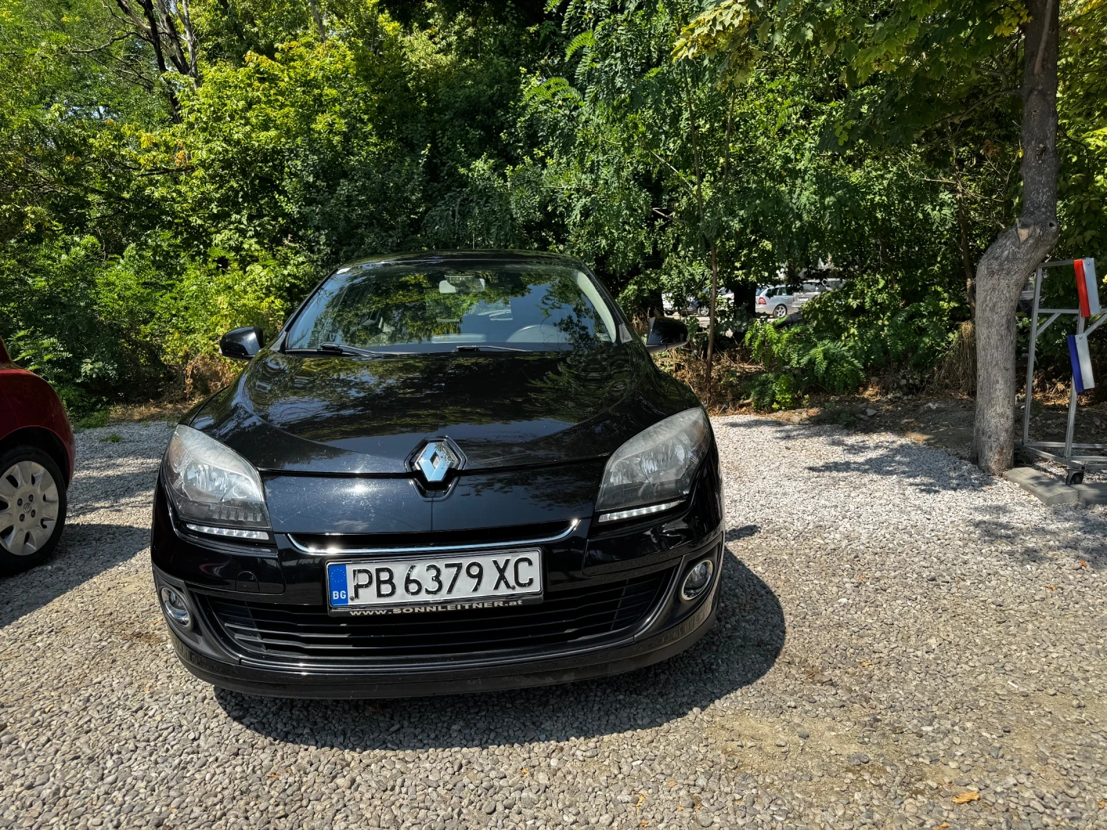 Renault Megane 1.5 DCI 90 hp, снимка 2 - Автомобили и джипове - 55602844