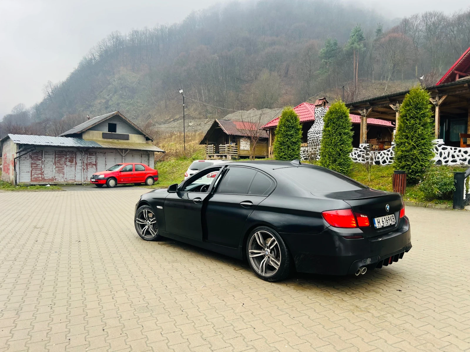 BMW 530 3.0D, снимка 13 - Автомобили и джипове - 55799631