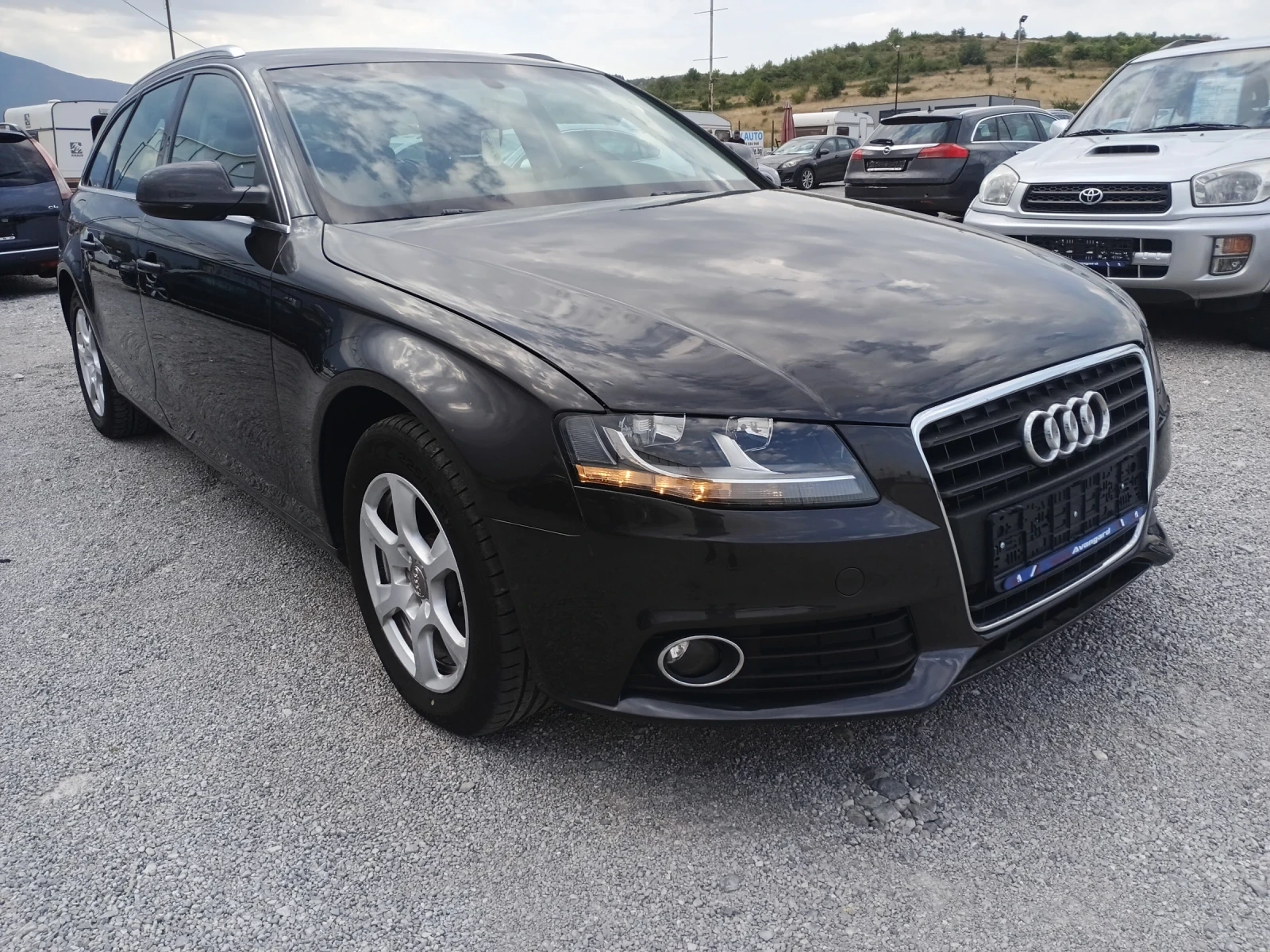 Audi A4, снимка 2 - Автомобили и джипове - 55895676