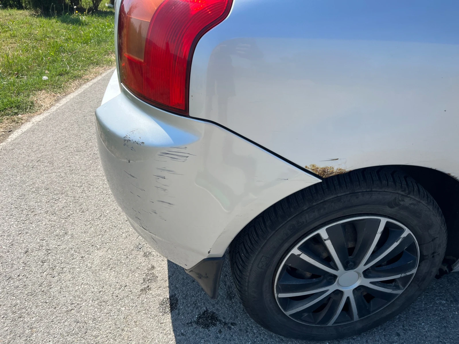 Toyota Corolla 1.4, снимка 10 - Автомобили и джипове - 56019234
