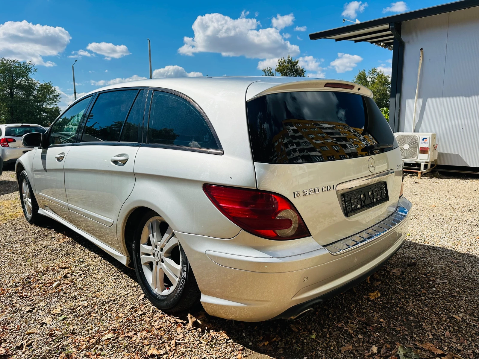 Mercedes-Benz R 320 3.2 CDI 4Matic, снимка 5 - Автомобили и джипове - 56208871