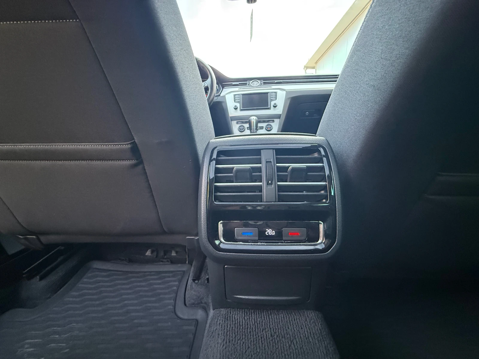 VW Passat 2.0 | Mobile.bg � ����������� 14