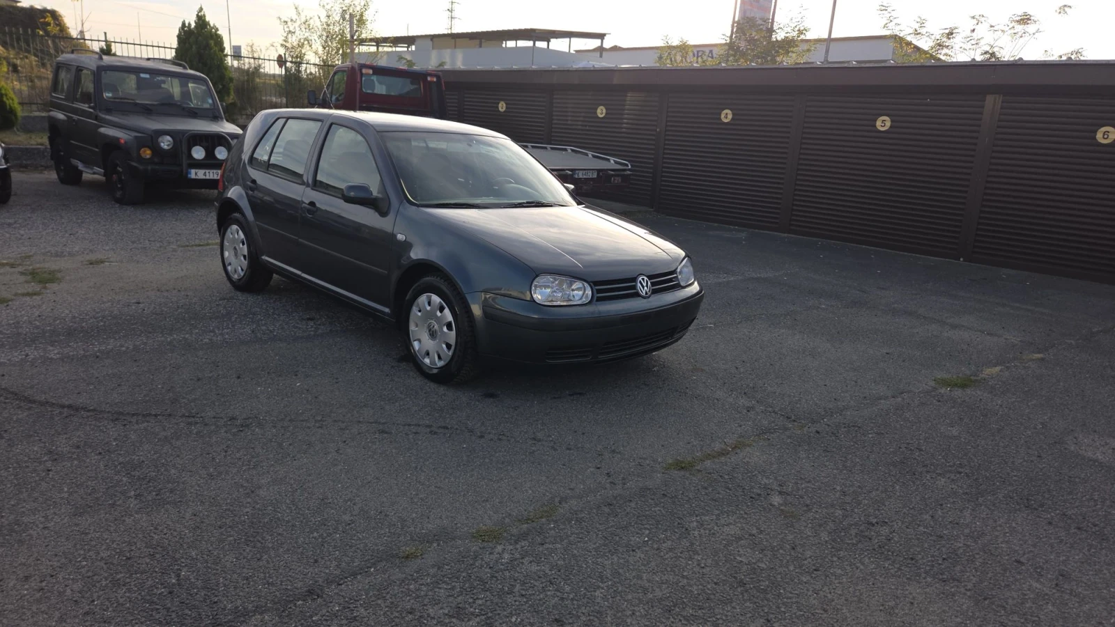 VW Golf БАРТЕР, снимка 17 - Автомобили и джипове - 56601617