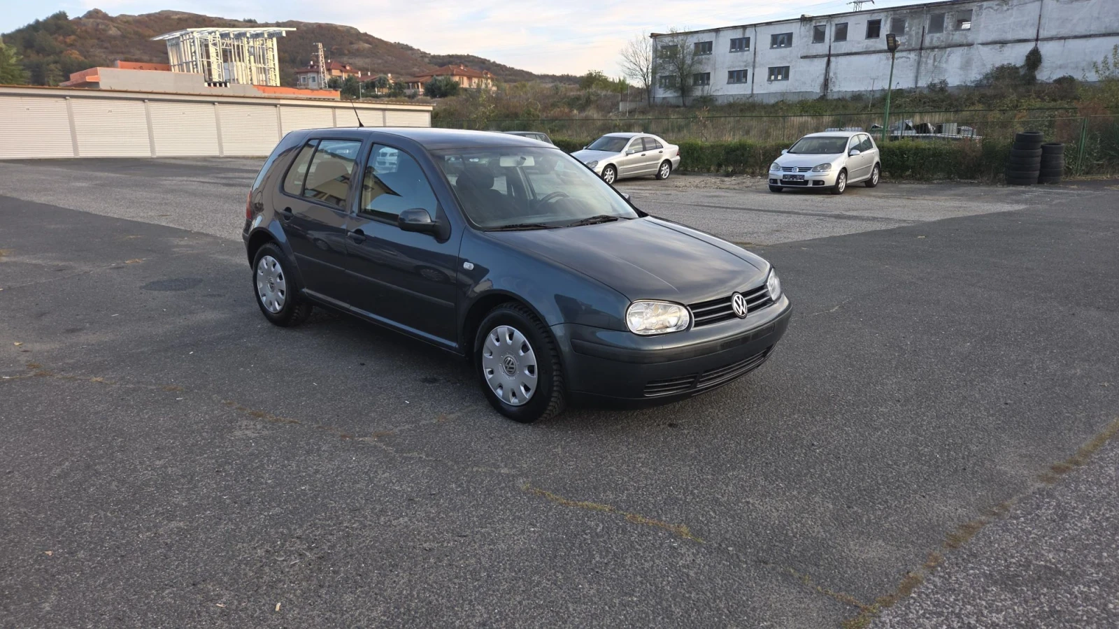 VW Golf БАРТЕР, снимка 4 - Автомобили и джипове - 56601617
