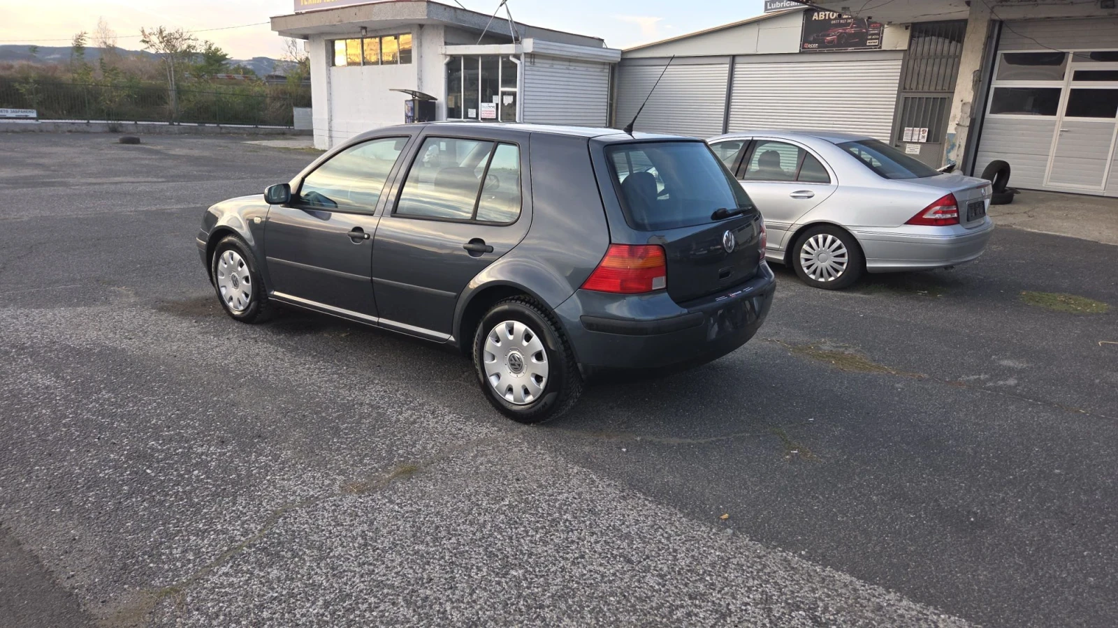 VW Golf БАРТЕР, снимка 5 - Автомобили и джипове - 56601617