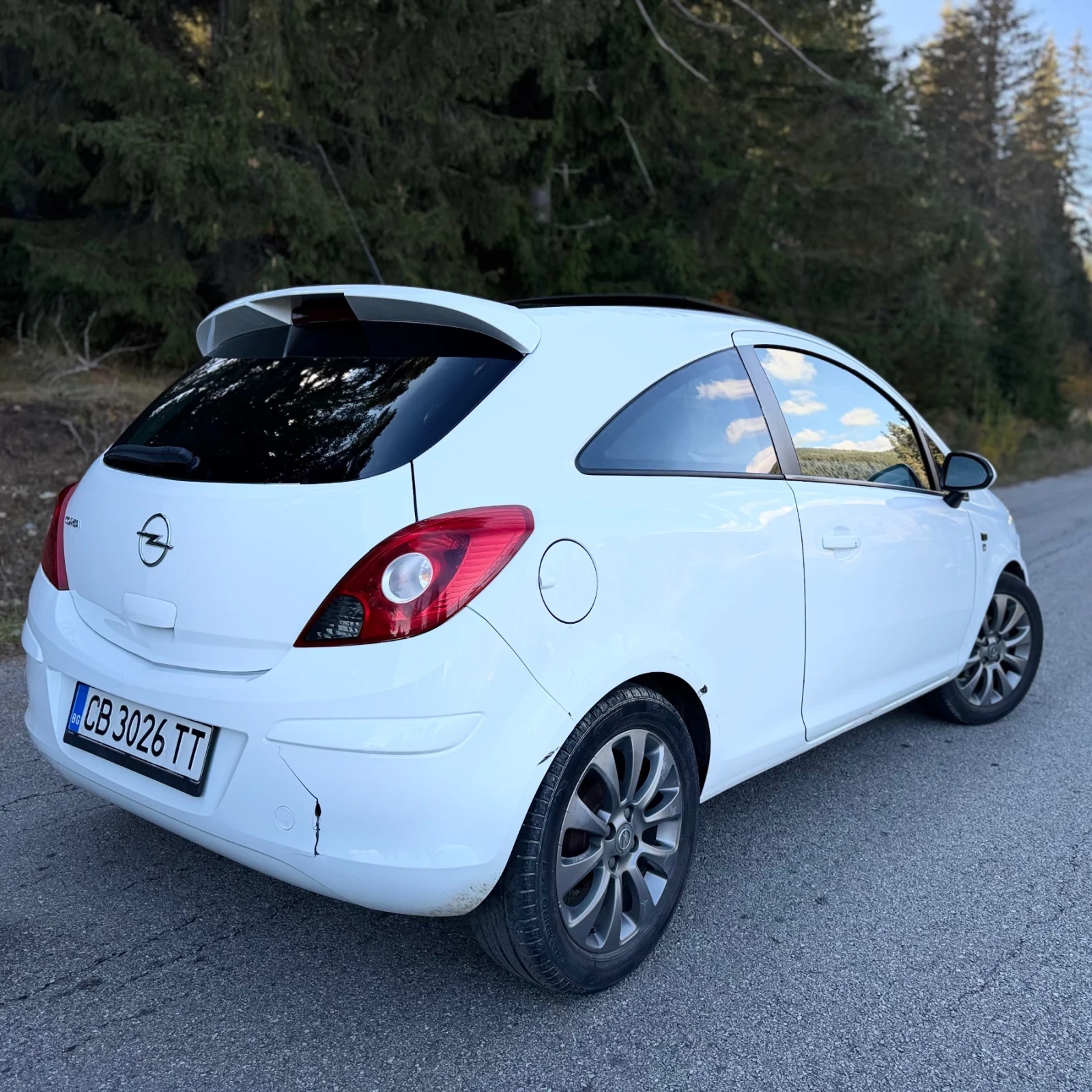 Opel Corsa, снимка 3 - Автомобили и джипове - 56636821