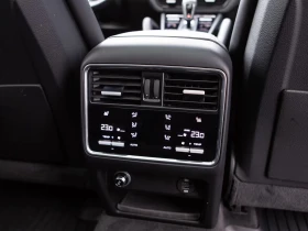 Обява за продажба на Porsche Cayenne E-Hybrid* Sport Chrono* 21 RS SPYDER* LED-MATRIX  ~63 000 EUR - изображение 9