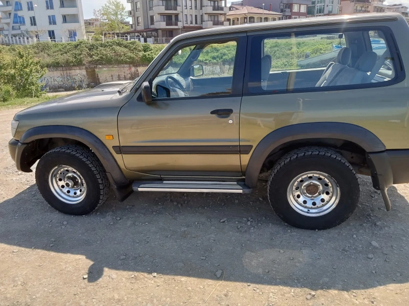 Nissan Patrol, снимка 7 - Автомобили и джипове - 46789367