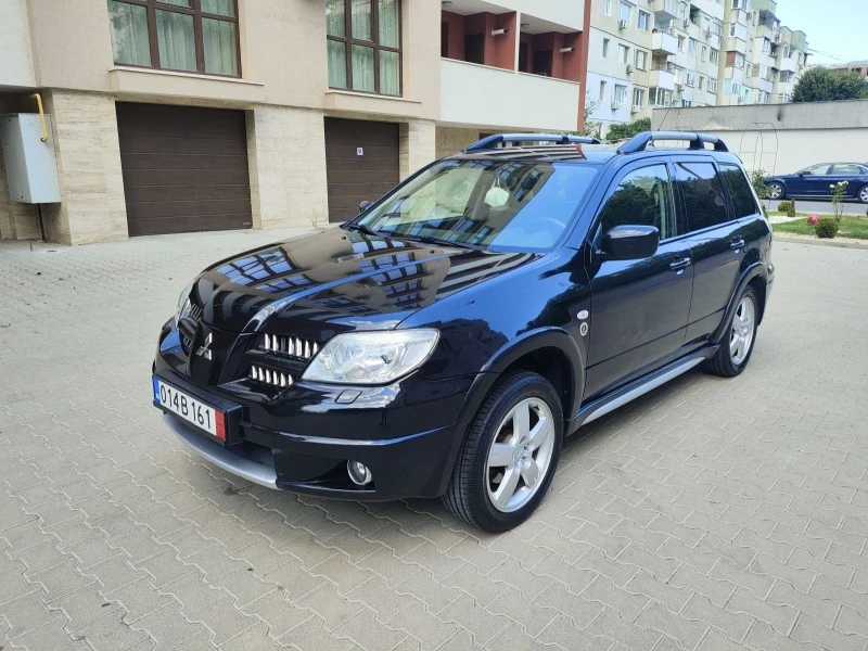 Mitsubishi Outlander 2.4i, снимка 3 - Автомобили и джипове - 46690373