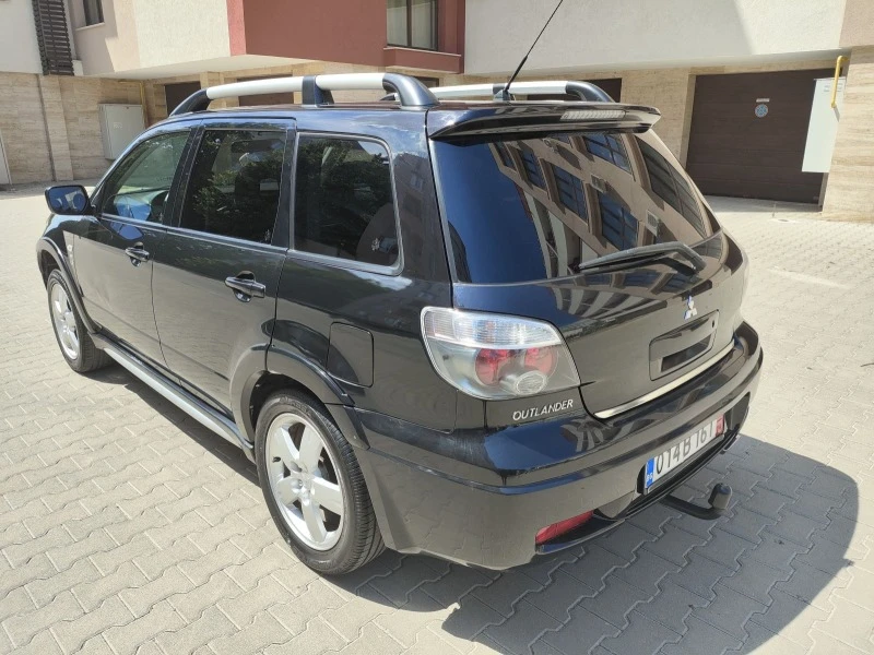 Mitsubishi Outlander 2.4i, снимка 7 - Автомобили и джипове - 46690373