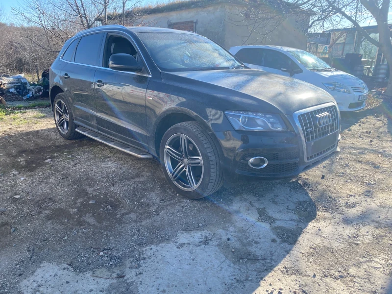 Audi Q5 2.0тди, снимка 3 - Автомобили и джипове - 48370070