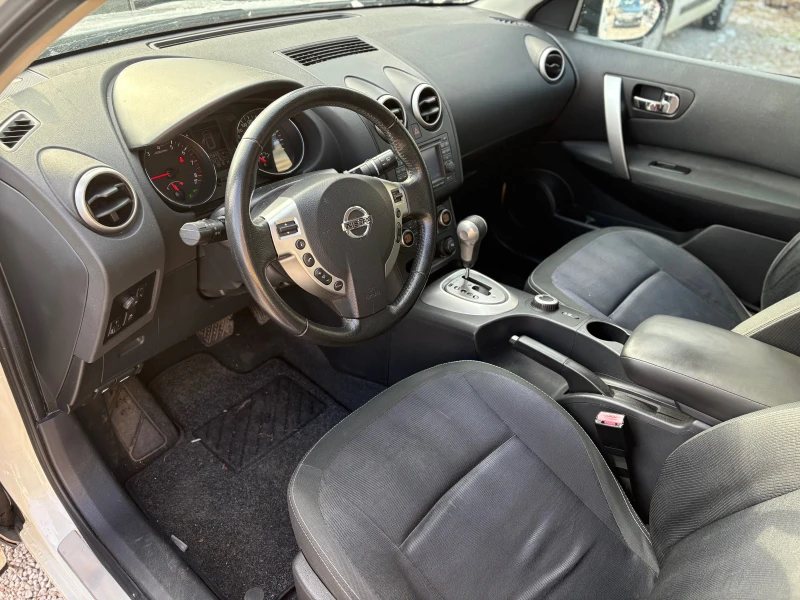 Nissan Qashqai 2.0i/автоматик/4х4, снимка 7 - Автомобили и джипове - 48478128