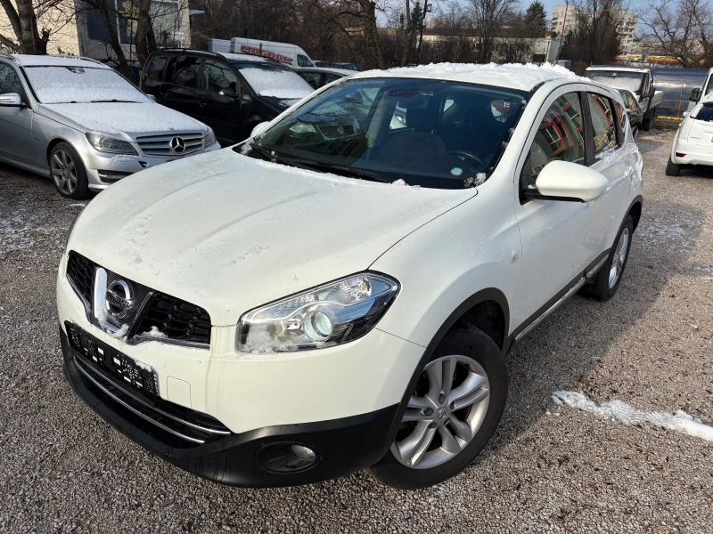 Nissan Qashqai 2.0i/автоматик/4х4, снимка 1 - Автомобили и джипове - 48478128