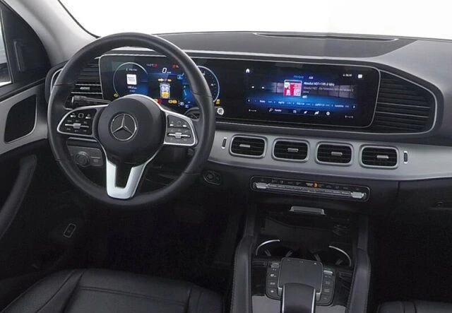 Mercedes-Benz GLE 400 d/ AMG/ 4-MATIC/ PANORAMA/ 360/ LED/ 20/, снимка 6 - Автомобили и джипове - 47660577