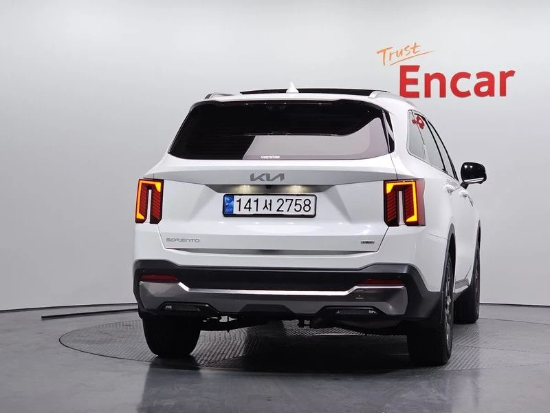 Kia Sorento HEV 1.6 4WD| 178к.с.| ВКЛ.ТЕХНОТЕСТ, снимка 4 - Автомобили и джипове - 55274535