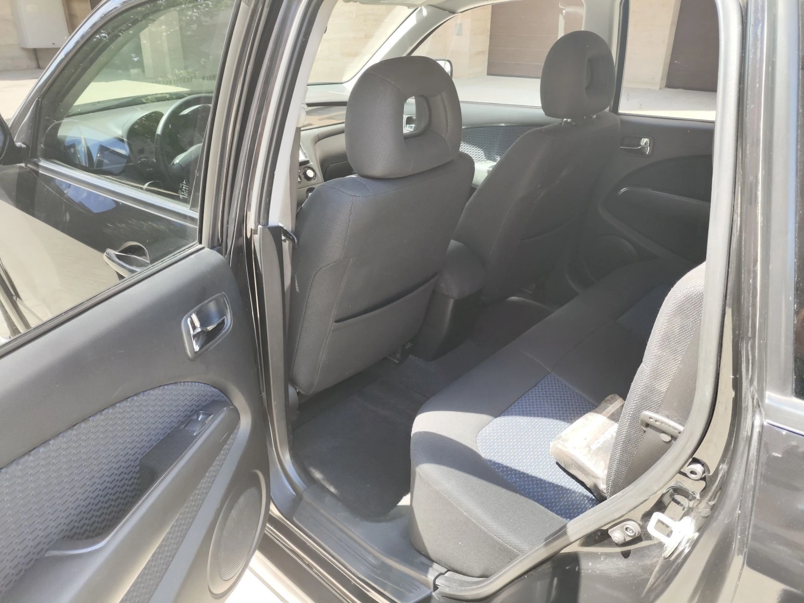 Mitsubishi Outlander 2.4i | Mobile.bg — изображение 13