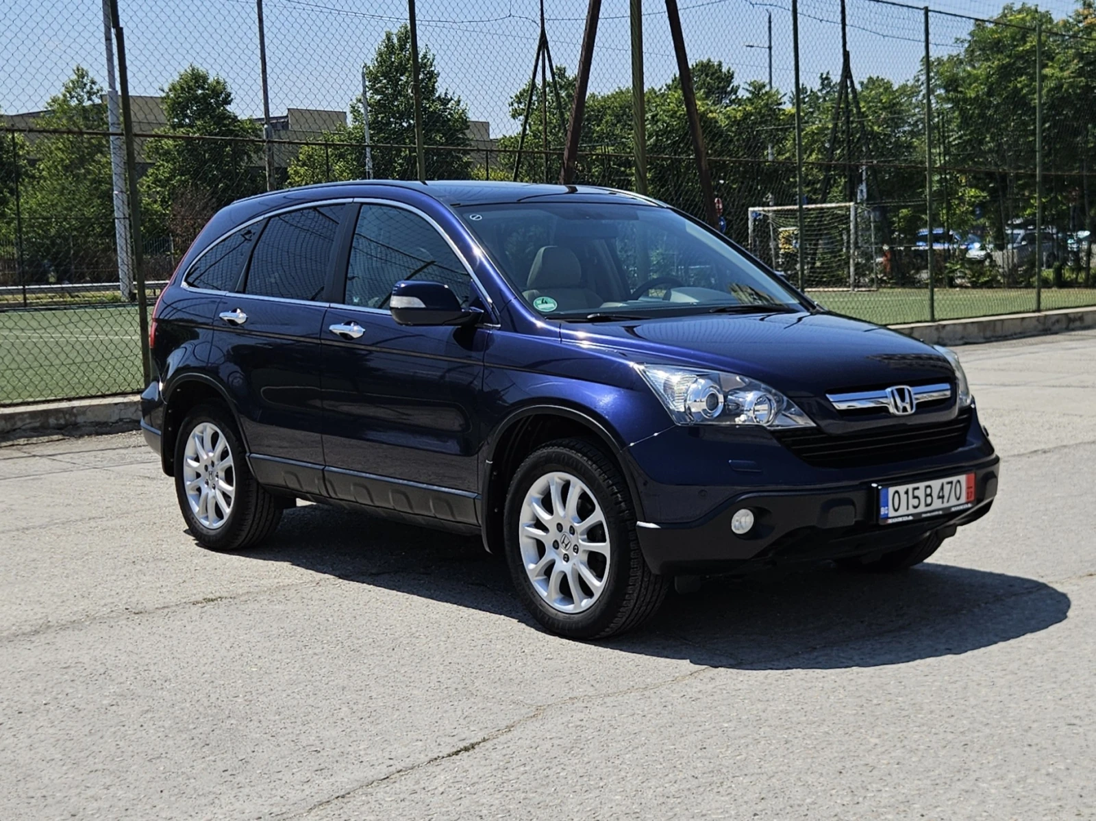 Honda Cr-v 2.0i-VTEC 4x4 Automatic Executive * Panorama - изображение 3