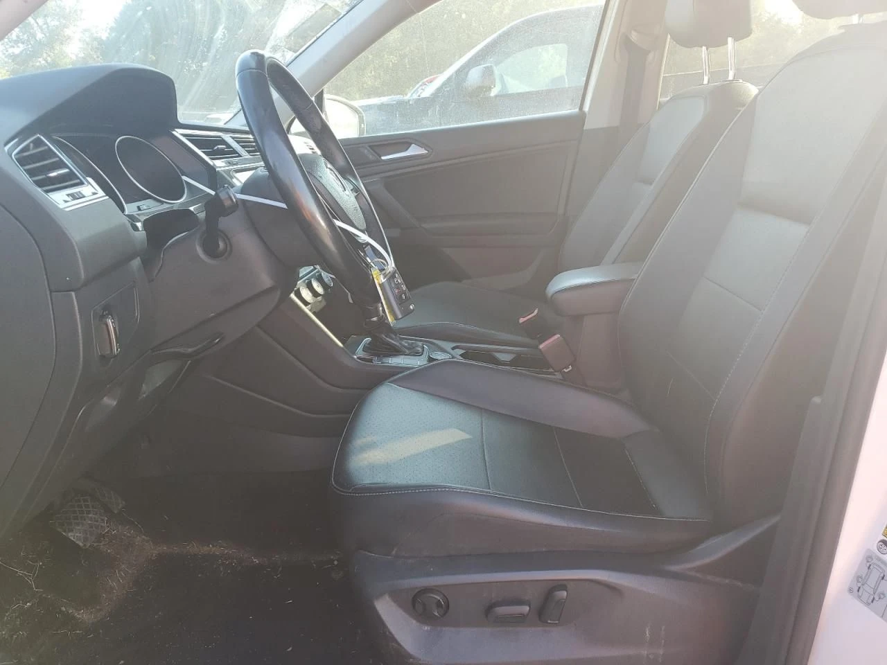 VW Tiguan  - изображение 7