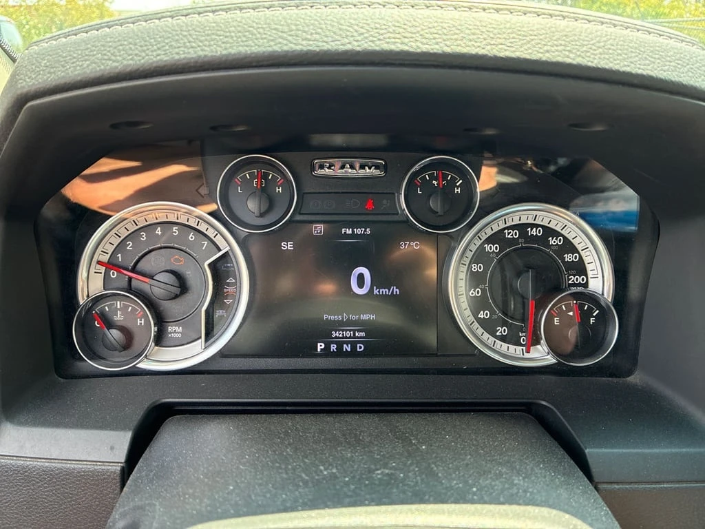 Dodge RAM 1500 2016 SPORT 5.7 * БЕЗ ПЪРВОНАЧАЛНА ВНОСКА*  - изображение 8