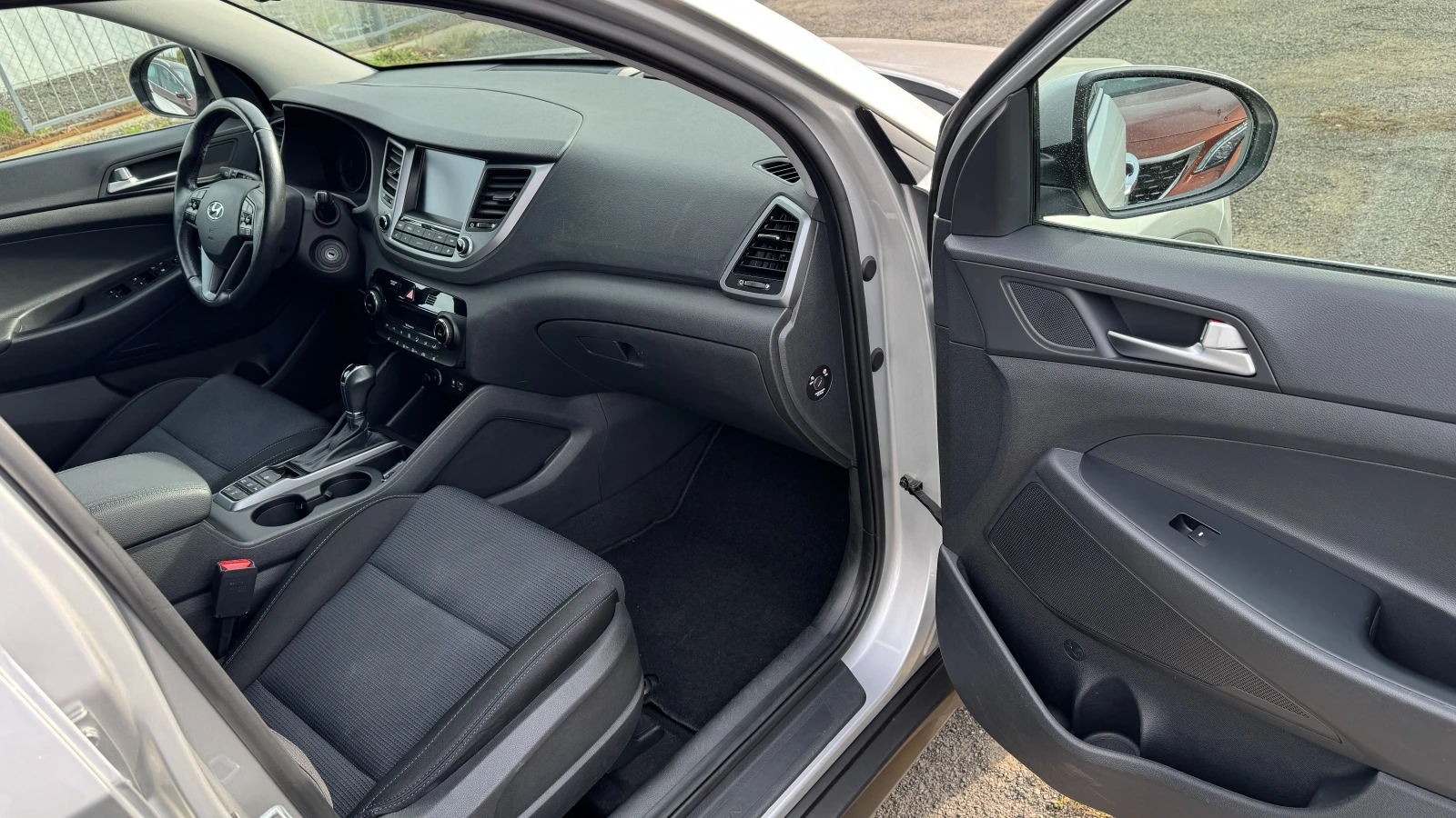 Hyundai Tucson 94.. ! , 44, Navi, LED,  | Mobile.bg   15