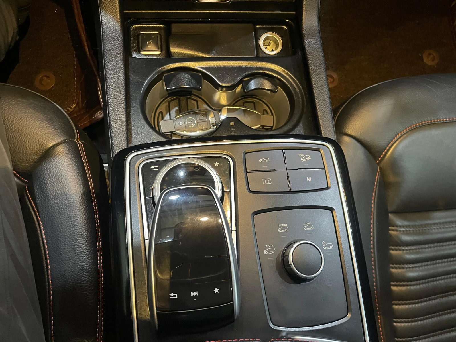 Mercedes-Benz GLE Coupe 350D ! 4matic ! AMG Line ! 9G-tronic !, снимка 17 - Автомобили и джипове - 54144712