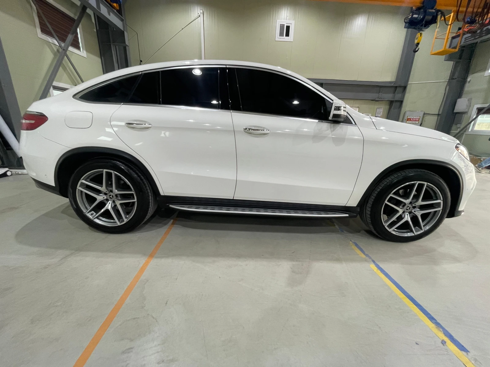 Mercedes-Benz GLE Coupe 350D ! 4matic ! AMG Line ! 9G-tronic !, снимка 5 - Автомобили и джипове - 54144712