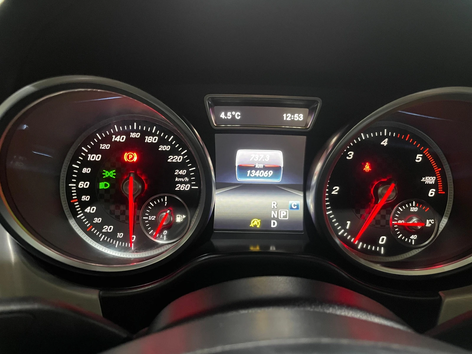 Mercedes-Benz GLE Coupe 350D ! 4matic ! AMG Line ! 9G-tronic !, снимка 14 - Автомобили и джипове - 54144712