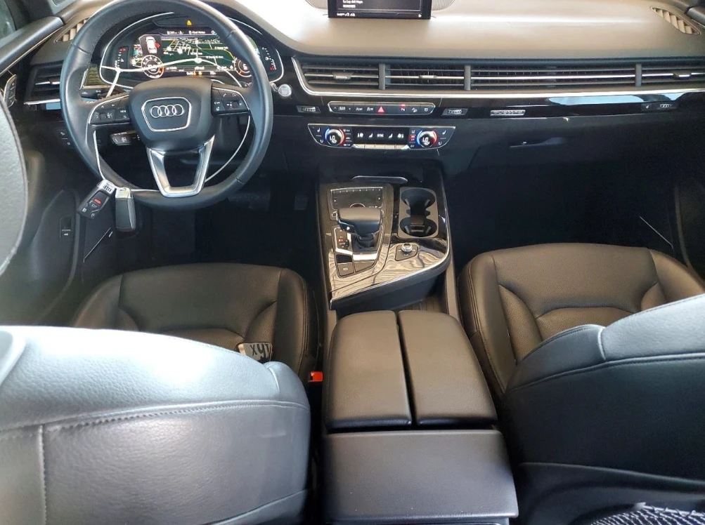 Audi Q7 АВТОКРЕДИТ* 50 230KM ПРОБЕГ* , снимка 8 - Автомобили и джипове - 54443861