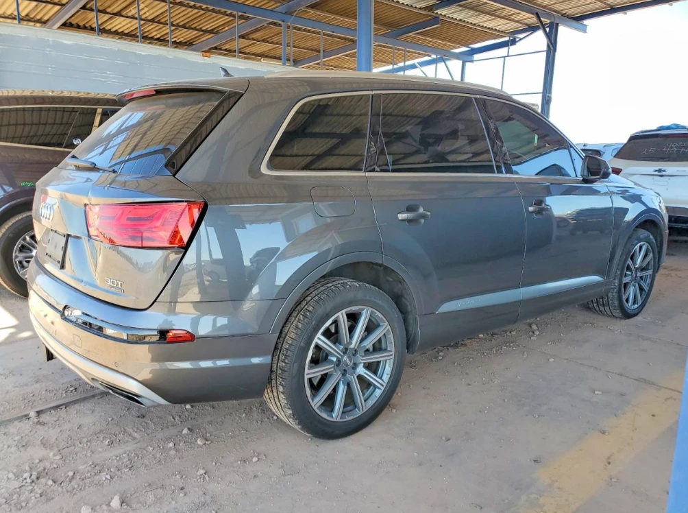 Audi Q7 АВТОКРЕДИТ* 50 230KM ПРОБЕГ* , снимка 3 - Автомобили и джипове - 54443861