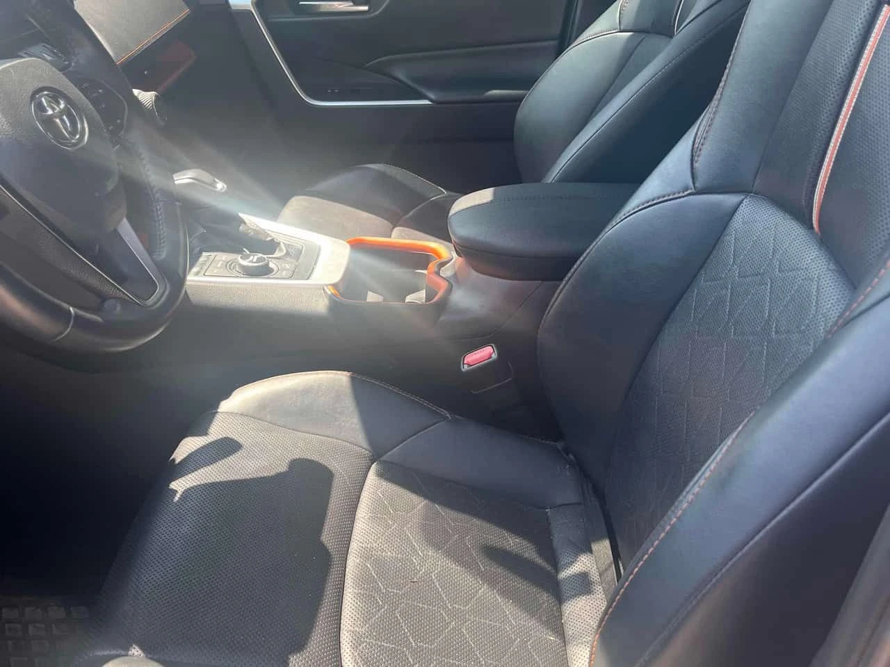 Toyota Rav4 * Trail * АВТОКРЕДИТ БЕЗ ПЪРВОНАЧАЛНА ВНОСКА, снимка 11 - Автомобили и джипове - 54605485