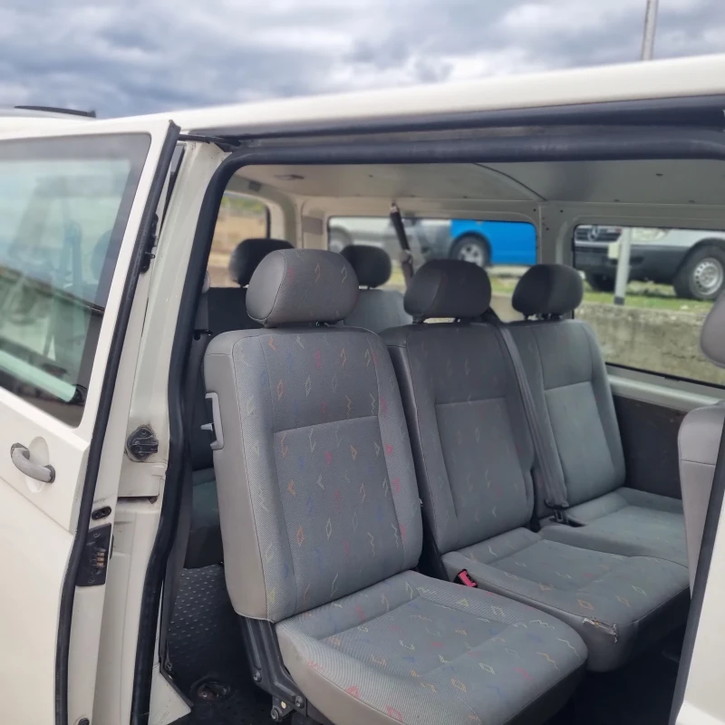 VW Transporter 8+ 1, снимка 6 - Бусове и автобуси - 47232949