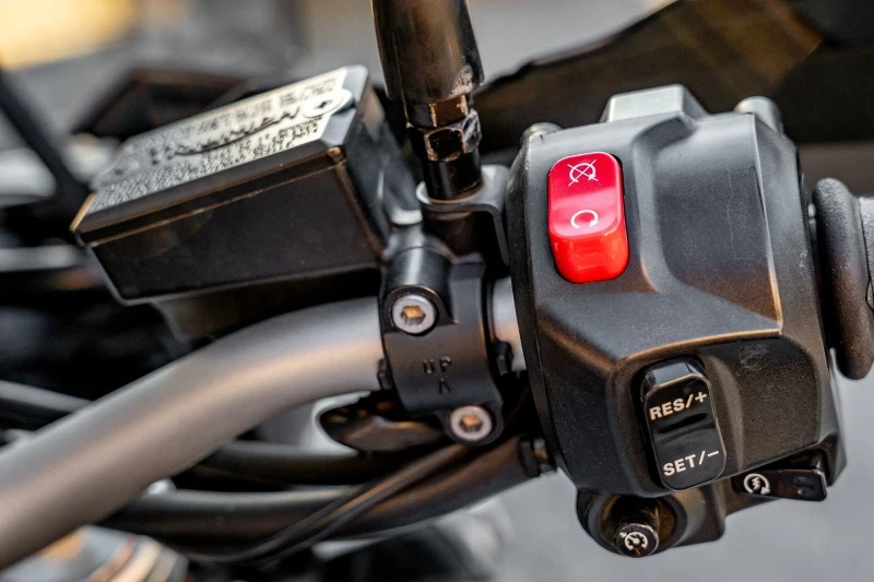 Triumph Tiger Explorer , снимка 13 - Мотоциклети и мототехника - 51955422