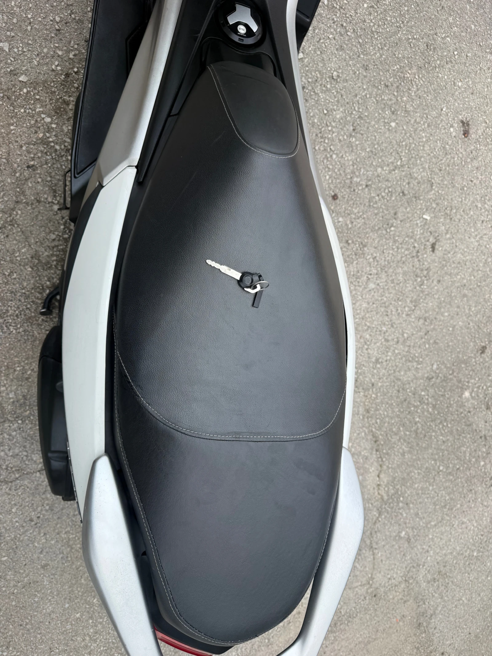 Yamaha NMAX 125, снимка 11 - Мотоциклети и мототехника - 54980145