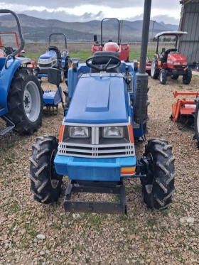 Трактор Kubota Скайтрак , снимка 2 - Селскостопанска техника - 53616508