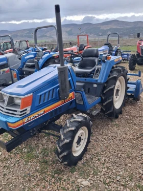 Трактор Kubota Скайтрак 