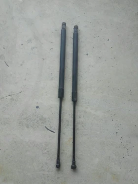 Амортисьори заден капак Фолксваген Пасат Б5 (комплект)