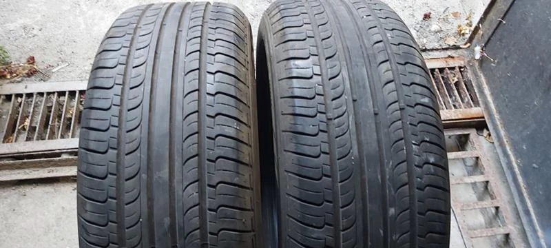 Гуми Летни 235/55R18, снимка 1 - Гуми и джанти - 29864737