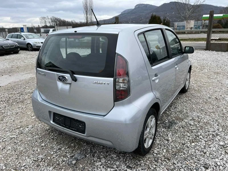 Subaru Justy 1.0I 69кс EURO 4 КЛИМАТИК ВНОС ШВЕЙЦАРИЯ, снимка 4 - Автомобили и джипове - 39305023