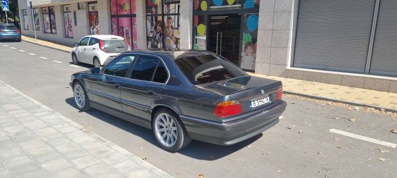 BMW 730, снимка 7 - Автомобили и джипове - 45457172