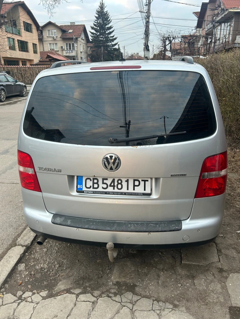 VW Touran, снимка 5 - Автомобили и джипове - 47481417