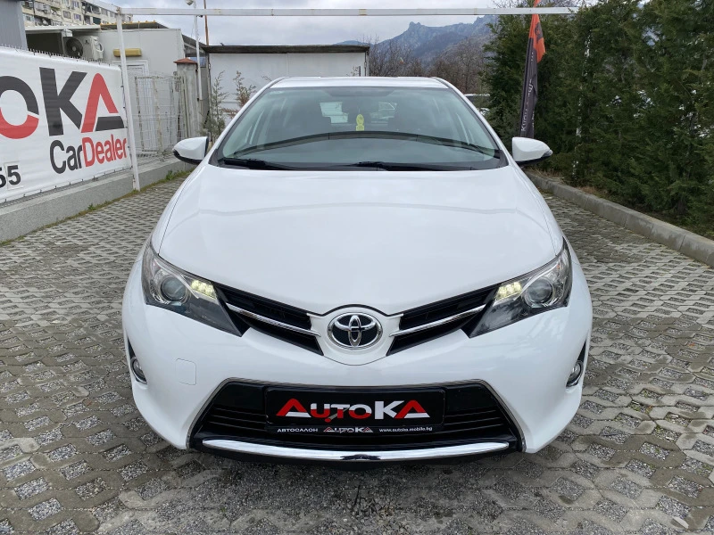 Toyota Auris 1.4D4d-90кс= 6скорости= НАВИГАЦИЯ= КАМЕРА= 173х.км, снимка 1 - Автомобили и джипове - 44672560