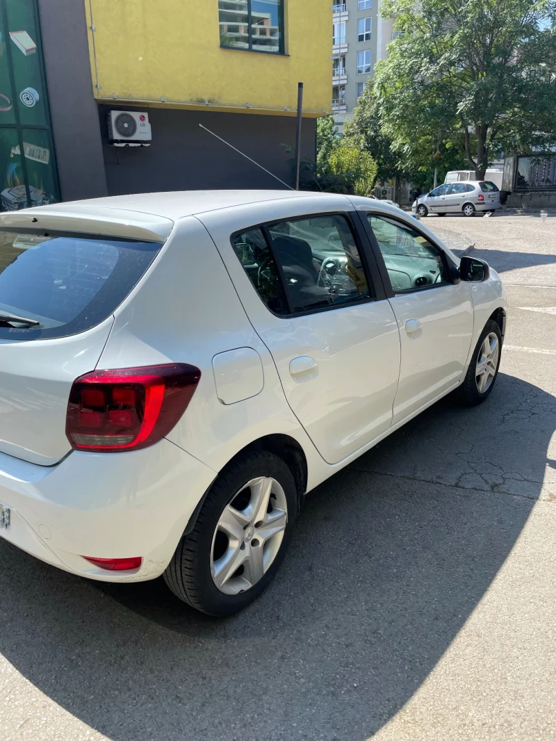 Dacia Sandero, снимка 4 - Автомобили и джипове - 46989724