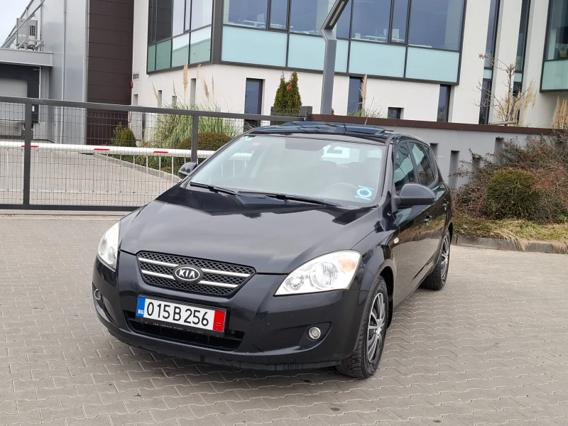 Kia Ceed 1.6CRDI* (90кс)* * KЛИМАТРОНИК* * HOB BHOC* * , снимка 7 - Автомобили и джипове - 52789542