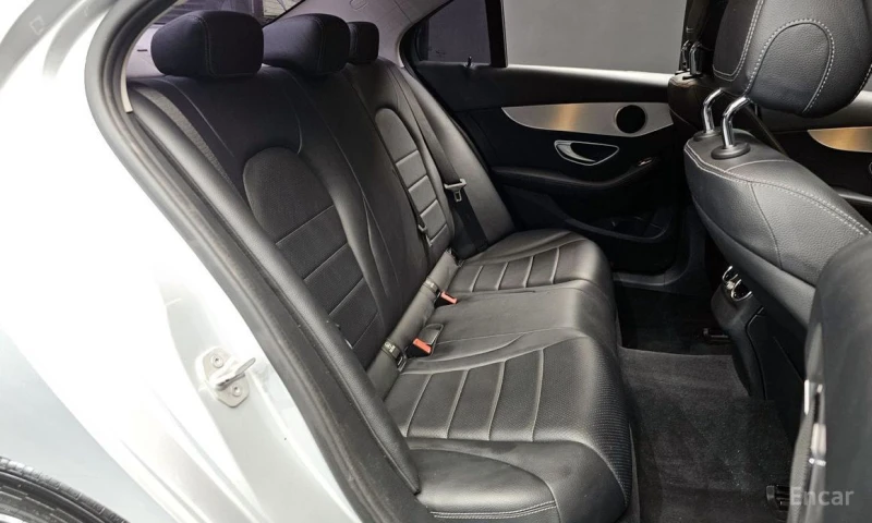 Mercedes-Benz C 220, снимка 12 - Автомобили и джипове - 53057859