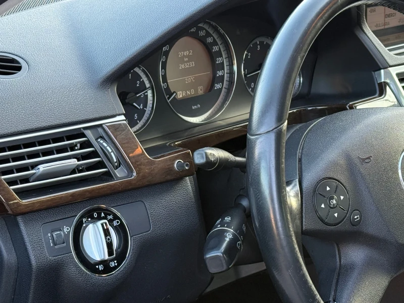 Mercedes-Benz E 200 ///AMG, снимка 11 - Автомобили и джипове - 53167626